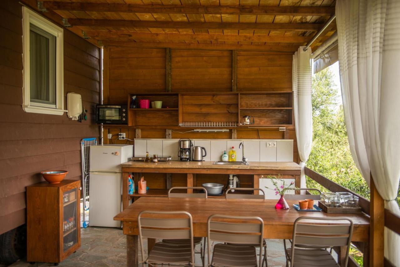 Hakuna Matata Holidays Wooden Lodge With Airco & Pool In Greek Olive Grove Methoni  Exterior foto